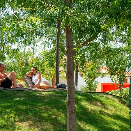 With Whirpool 2 Bedrooms * Jezera