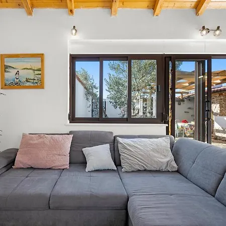 Prázdninový dům With Whirpool 2 Bedrooms *